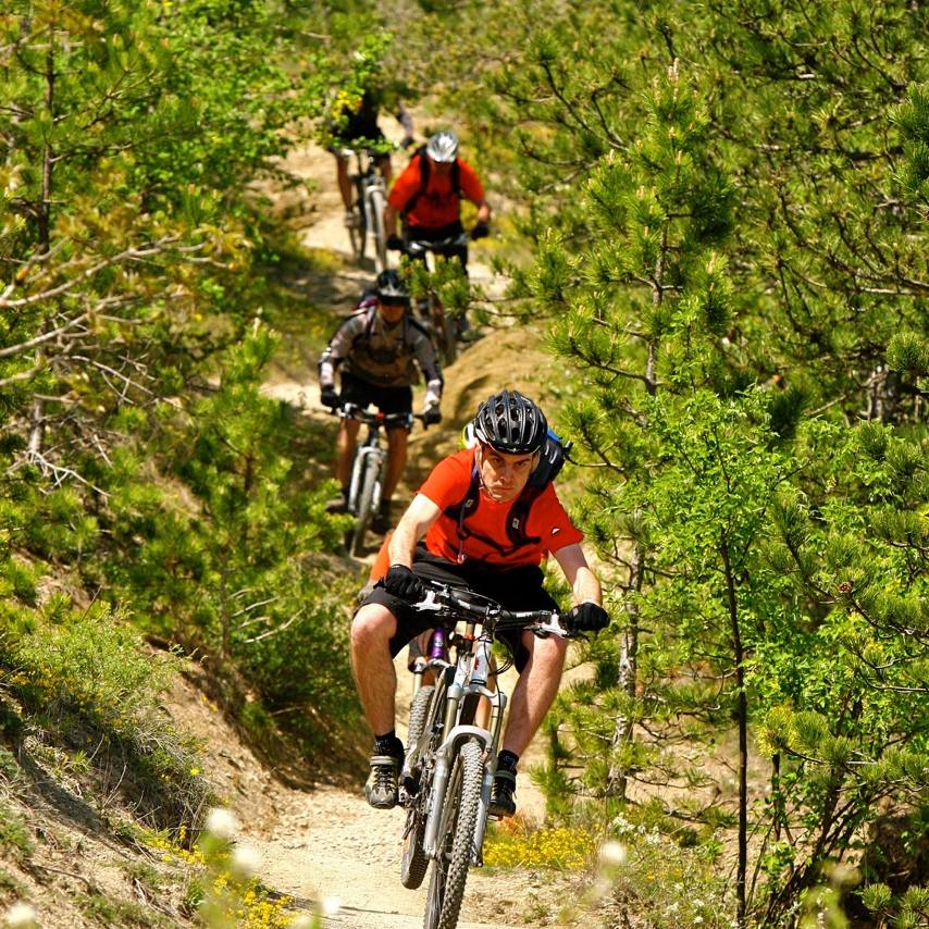 séjour vtt dans le diois, grande traversée vtt du vercors, Grande traversée du Vercors, Enduro Trip® Pays Diois, la bonne étoile du Diois, le Gratin dauphinois à vtt, séjour vtt enduro dans le diois