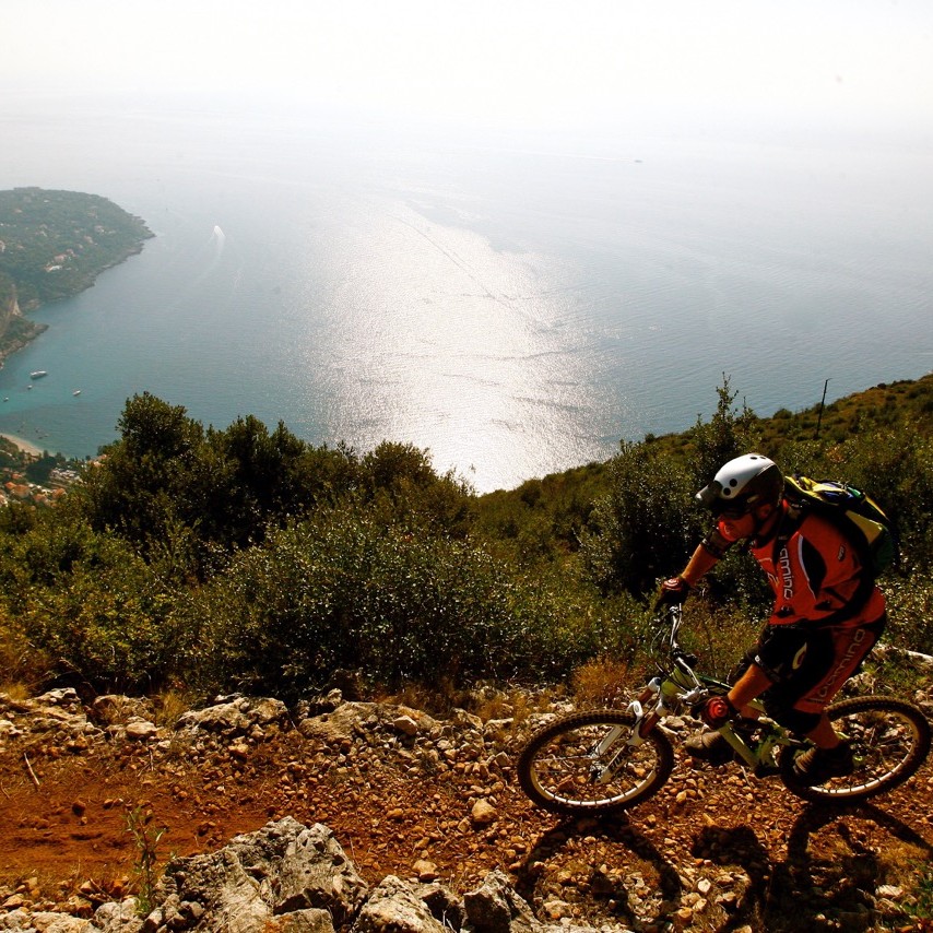 séjour vtt enduro dans le mercantour, traversée vtt des Alpes Fabuleuse traversée des Alpes