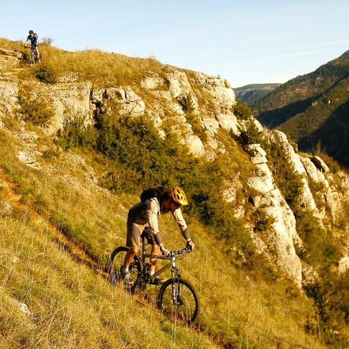 raid vtt sur les grands causses 