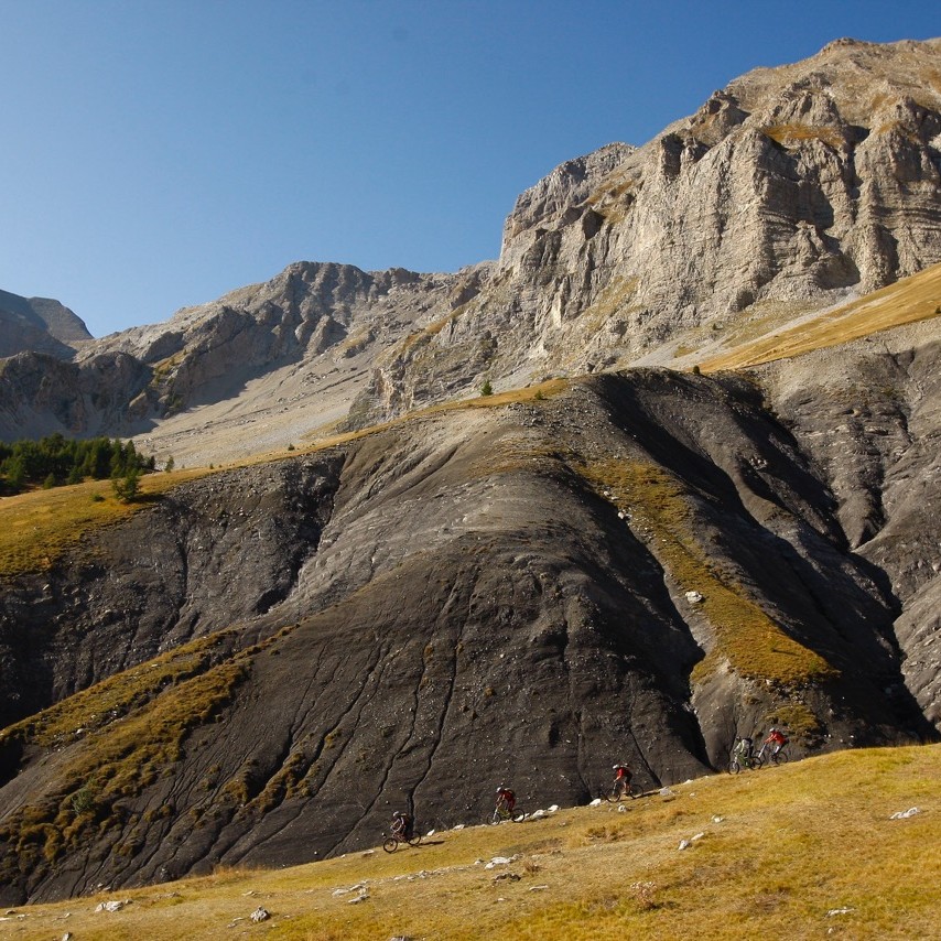 séjour vtt enduro dans le mercantour, traversée vtt des Alpes Fabuleuse traversée des Alpes, Enduro Trip® Mercantour