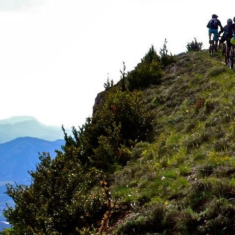 séjour vtt dans le diois, Grande traversée du Vercors, Enduro Trip® Pays Diois, la bonne étoile du Diois, le Gratin dauphinois à vtt, séjour vtt enduro dans le diois