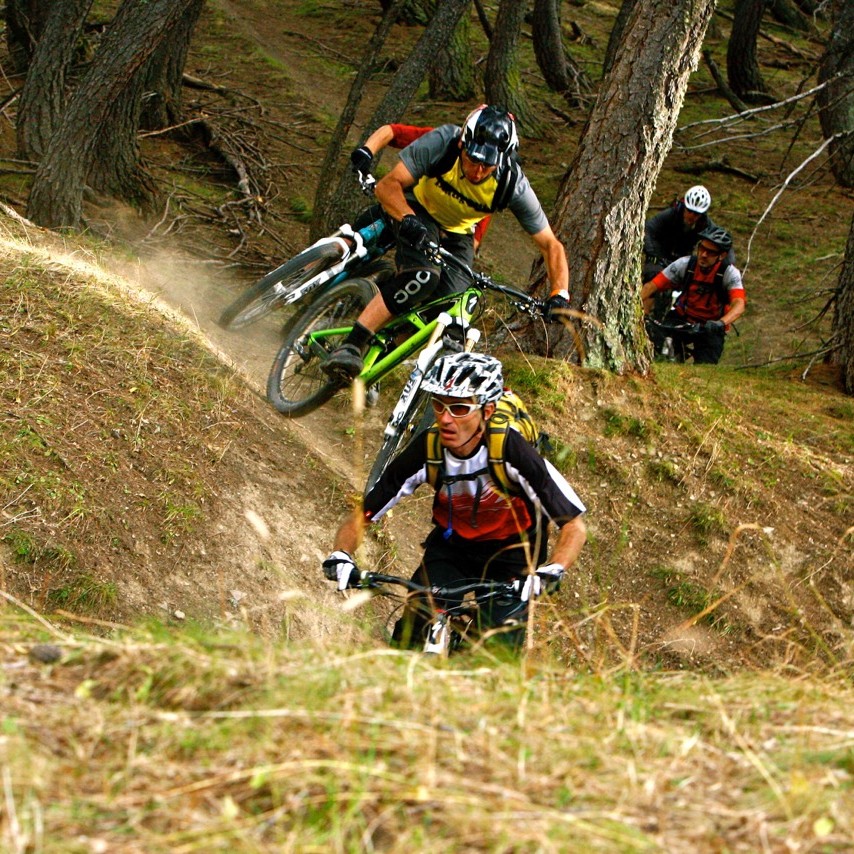 séjour vtt enduro dans le mercantour, traversée vtt des Alpes la Fabuleuse traversée des Alpes