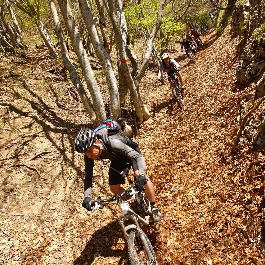 séjour vtt dans le diois, grande traversée vtt du vercors, Grande traversée du Vercors, Enduro Trip® Pays Diois, la bonne étoile du Diois, le Gratin dauphinois à vtt, séjour vtt enduro dans le diois