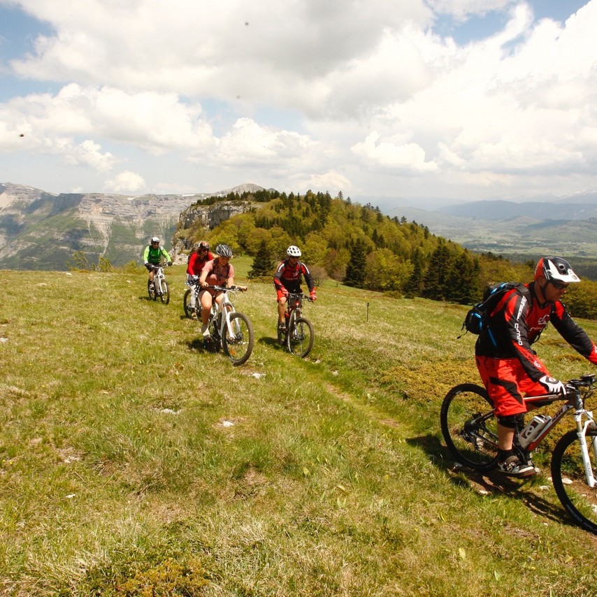 grande traversée vtt du vercors, Grande traversée du Vercors, Enduro Trip® Pays Diois, la bonne étoile du Diois, le Gratin dauphinois à vtt, séjour vtt enduro dans le diois, Grande traversée du Vercors, Vercors singletracks, Enduro Trip® Vercors, le Gratin dauphinois à vtt