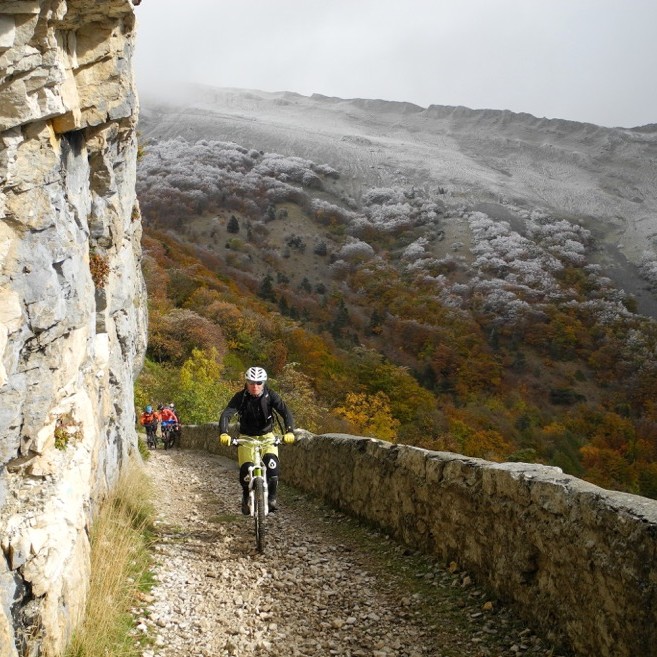 grande traversée vtt du vercors, Grande traversée du Vercors, Enduro Trip® Pays Diois, la bonne étoile du Diois, le Gratin dauphinois à vtt, séjour vtt enduro dans le diois, Grande traversée du Vercors, Vercors singletracks, Enduro Trip® Vercors, Enduro Trip® Pays diois, le Trêfle Diois, le Gratin dauphinois à vtt