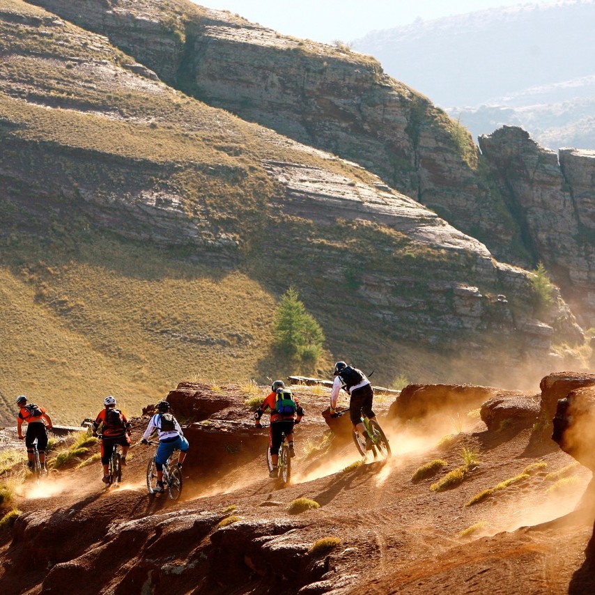 séjour vtt enduro dans le mercantour, traversée vtt des Alpes Fabuleuse traversée des Alpes, Enduro Trip® Mercantour