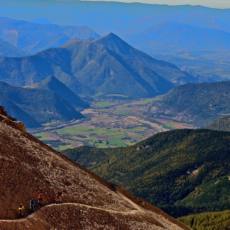 séjour vtt enduro dans le dévoluy, grande traversée vtt des hautes alpes, traverséee vtt des alpes, Fabuleuse traversée des Alpes, Grande traversée des Hautes Alpes, La bonne étoile du Dévoluy, Enduro Trip® Dévoluy, Grande traversée des Hautes-Alpes, Enduro Trip® Dévoluy, Grande traversée des Hautes-Alpes